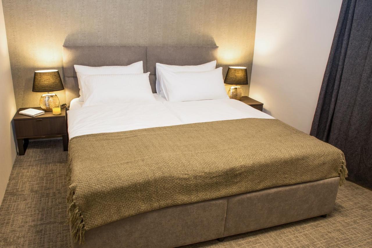 שמארטנו Aldila Art Rooms, Apartment And Vacation House מראה חיצוני תמונה