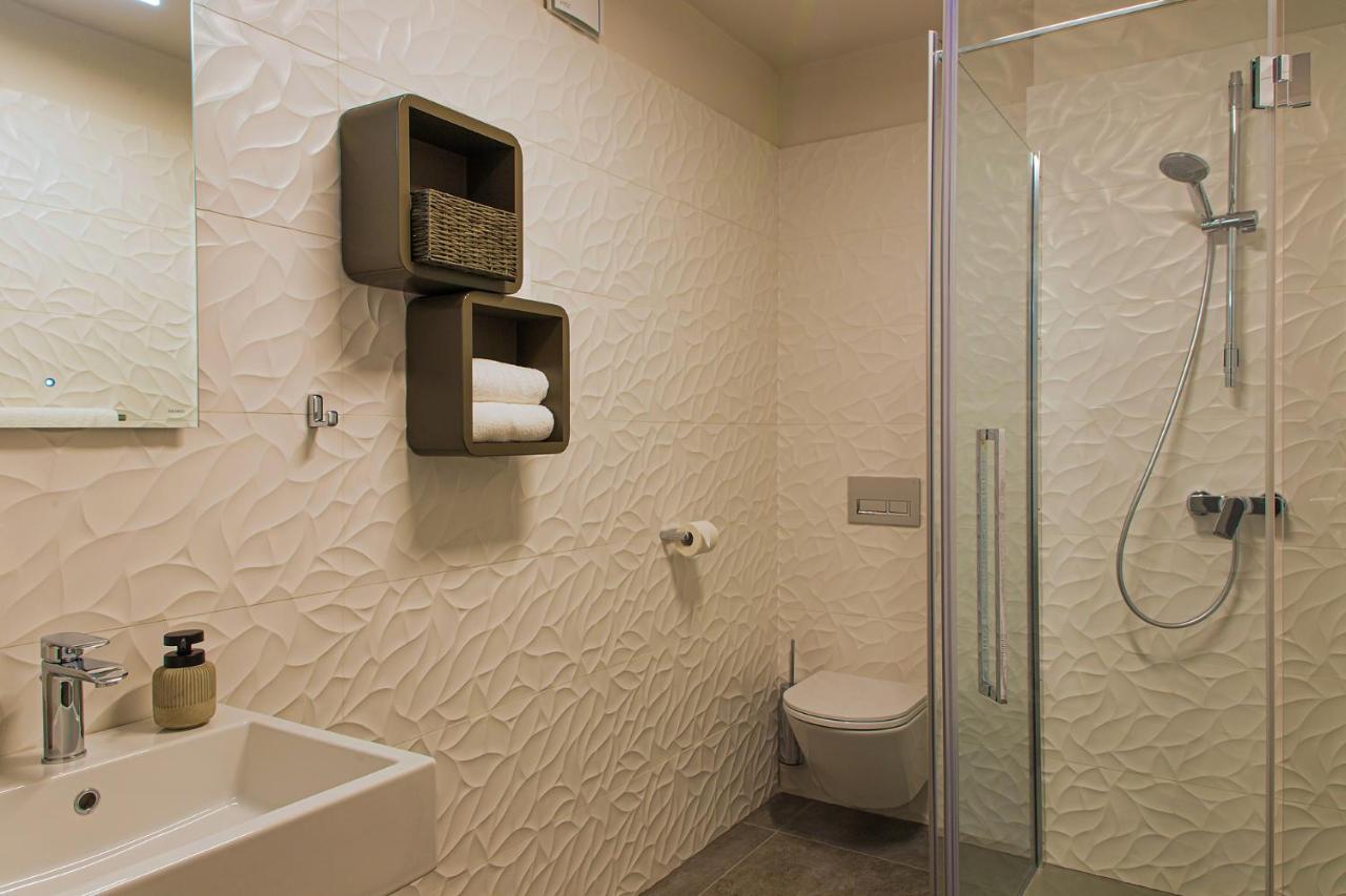 שמארטנו Aldila Art Rooms, Apartment And Vacation House מראה חיצוני תמונה