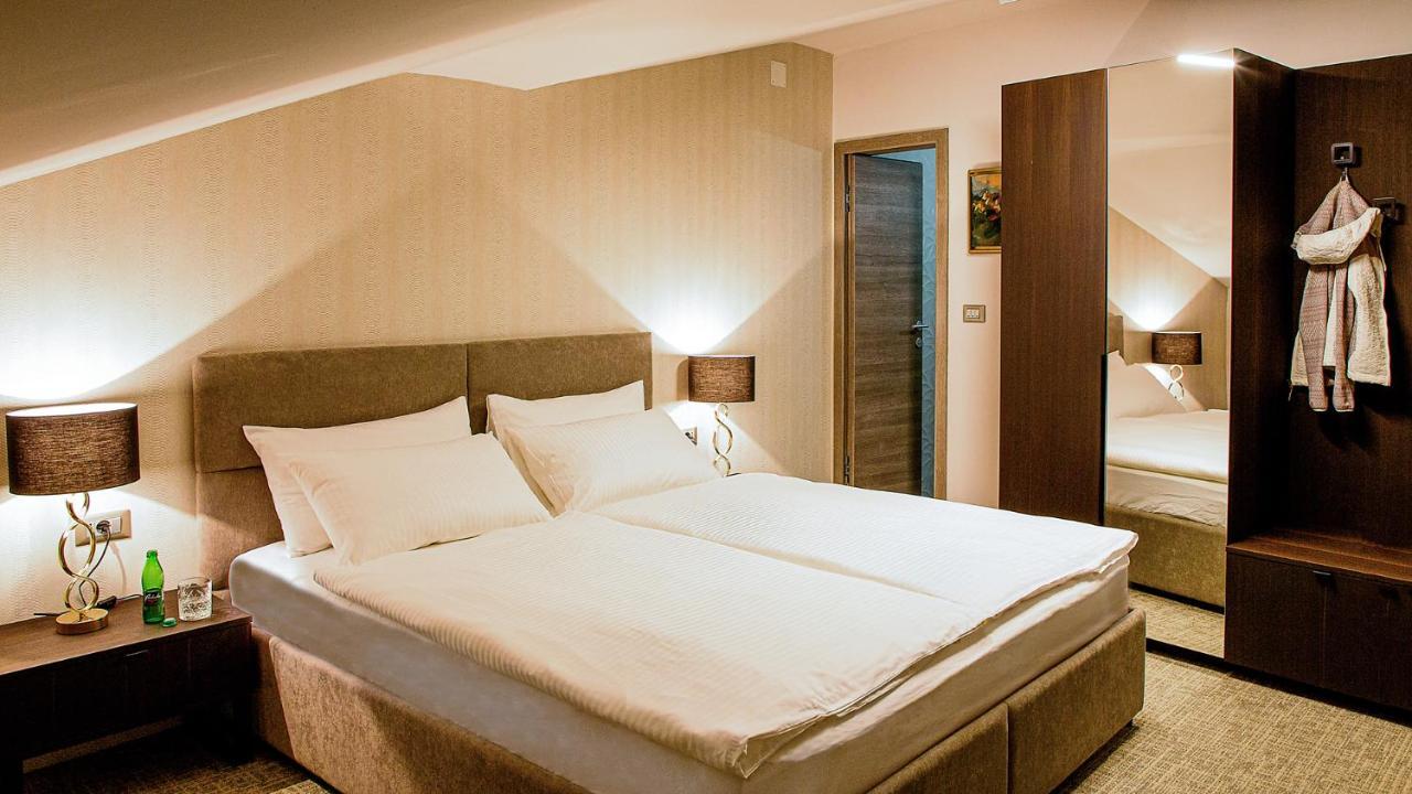 שמארטנו Aldila Art Rooms, Apartment And Vacation House מראה חיצוני תמונה