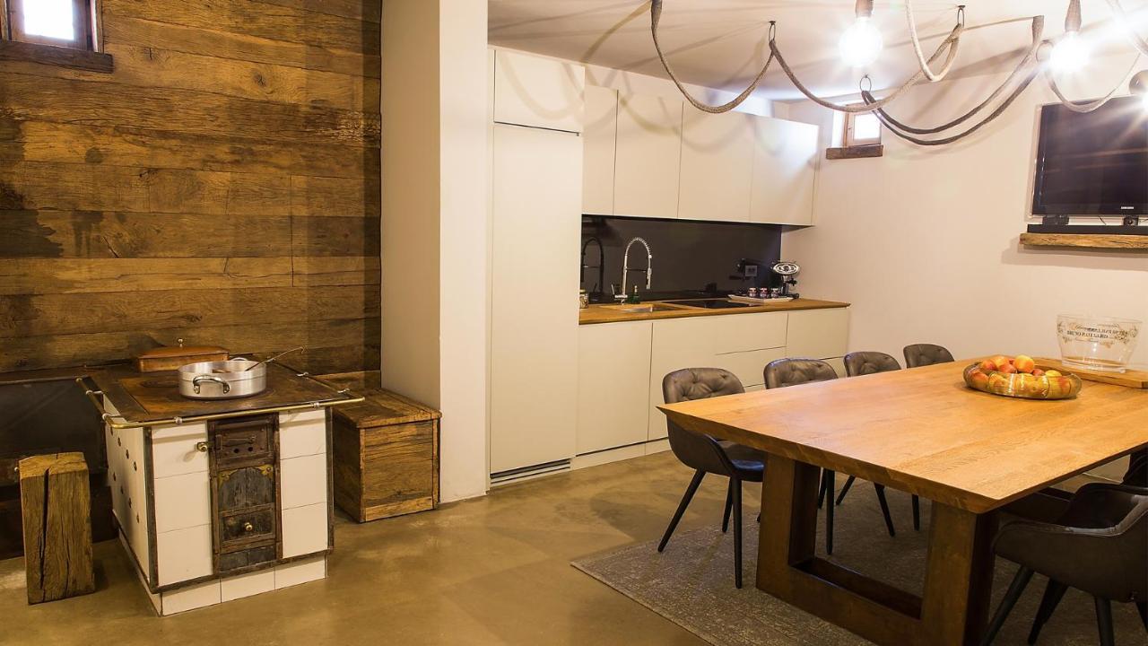 שמארטנו Aldila Art Rooms, Apartment And Vacation House מראה חיצוני תמונה
