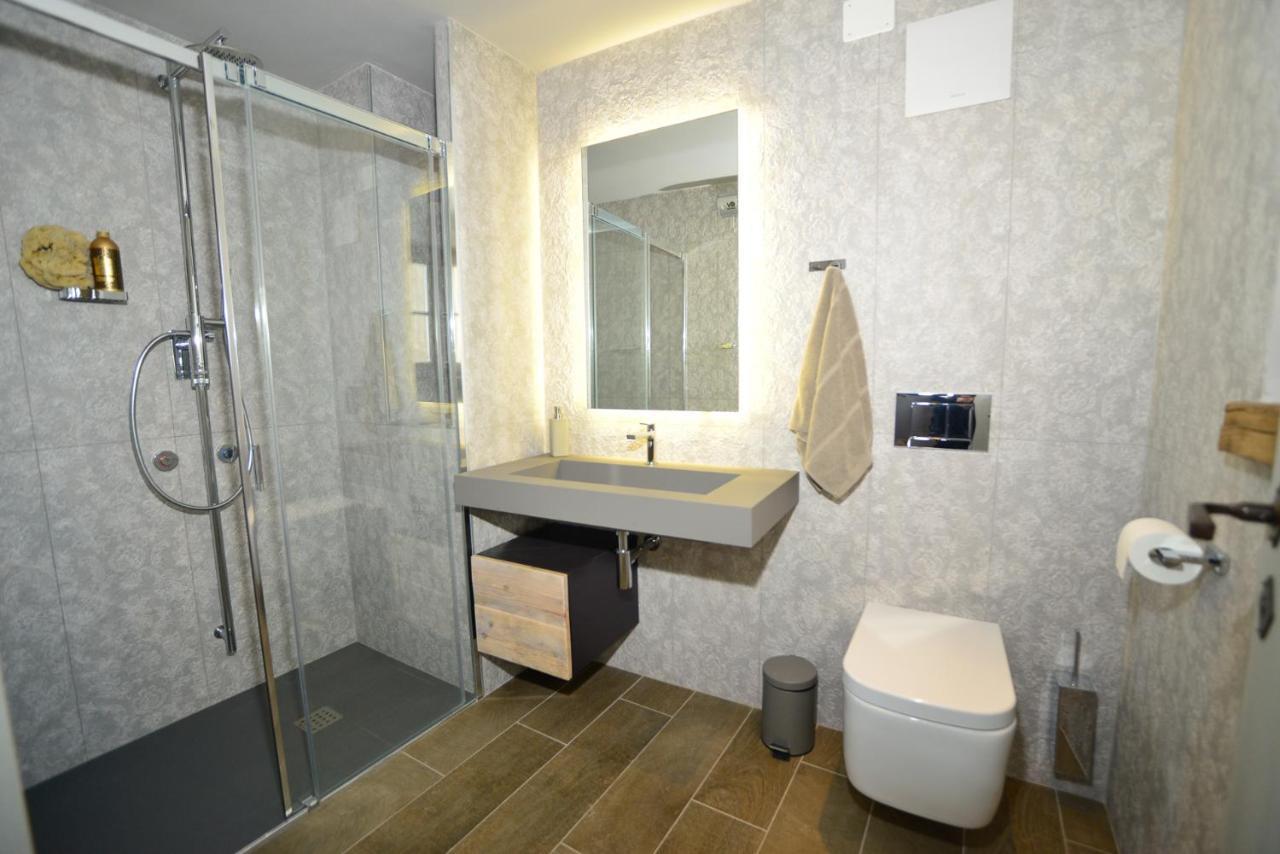 שמארטנו Aldila Art Rooms, Apartment And Vacation House מראה חיצוני תמונה